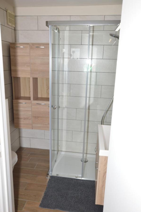 Modern And Private Studio With All Comfort! Apartman Roeselare Kültér fotó